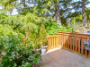 26-exterior-feature